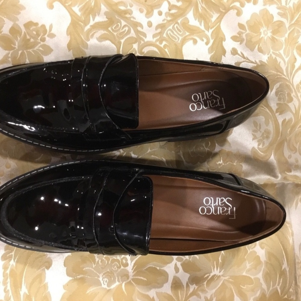 New Black Faux Patent Lug Sole Loafer by Francisco Sarto Size 11
